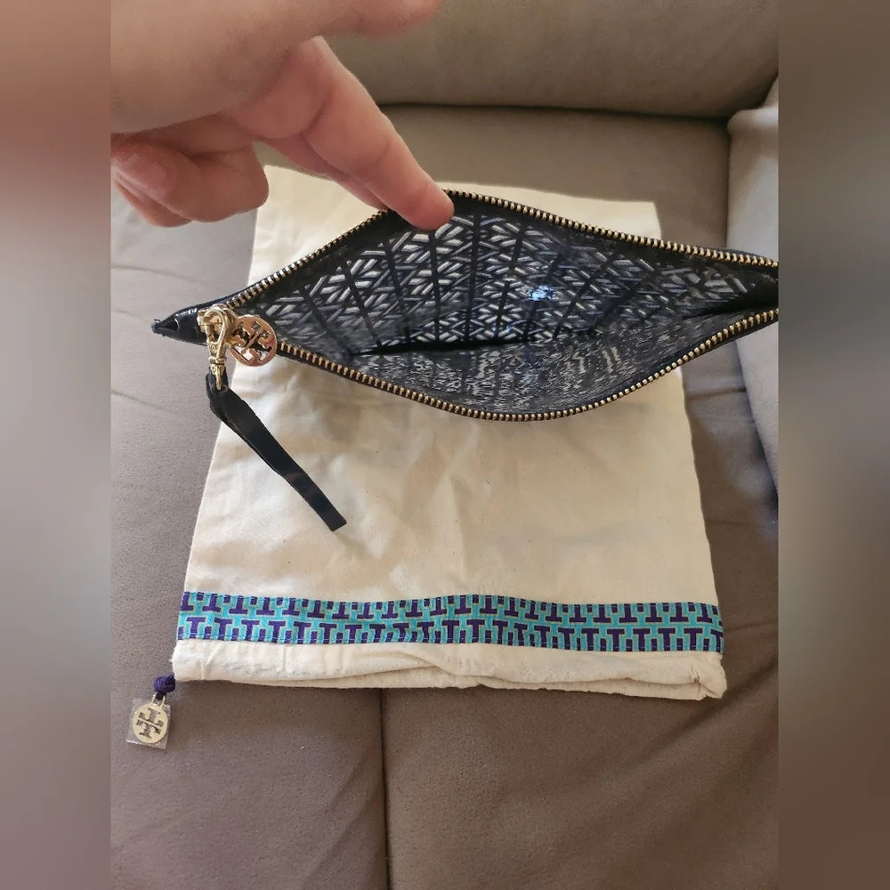 Tory Burch Wristlet Pouch Clutch with dust bag